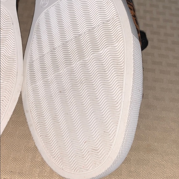 TIME and TRU Walmart Black & Leopard Sneakers - Picture 13 of 16